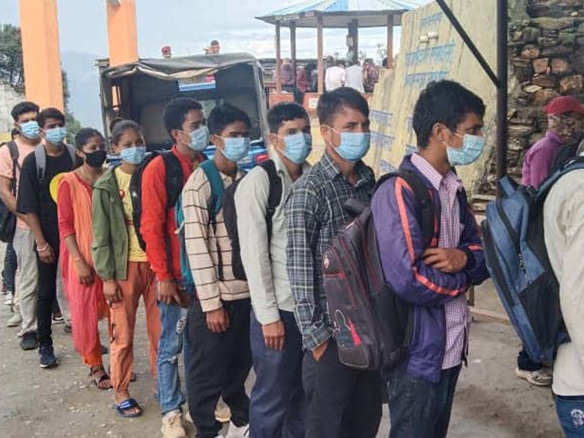 बैतडीमा म्यादी प्रहरीका लागि १८ सय बढीले दिए आवेदन 